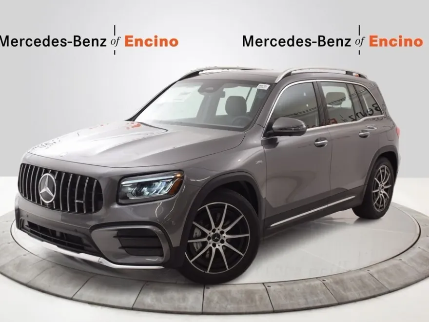 2025 Mercedes Benz GLB AMG 35 photo 1