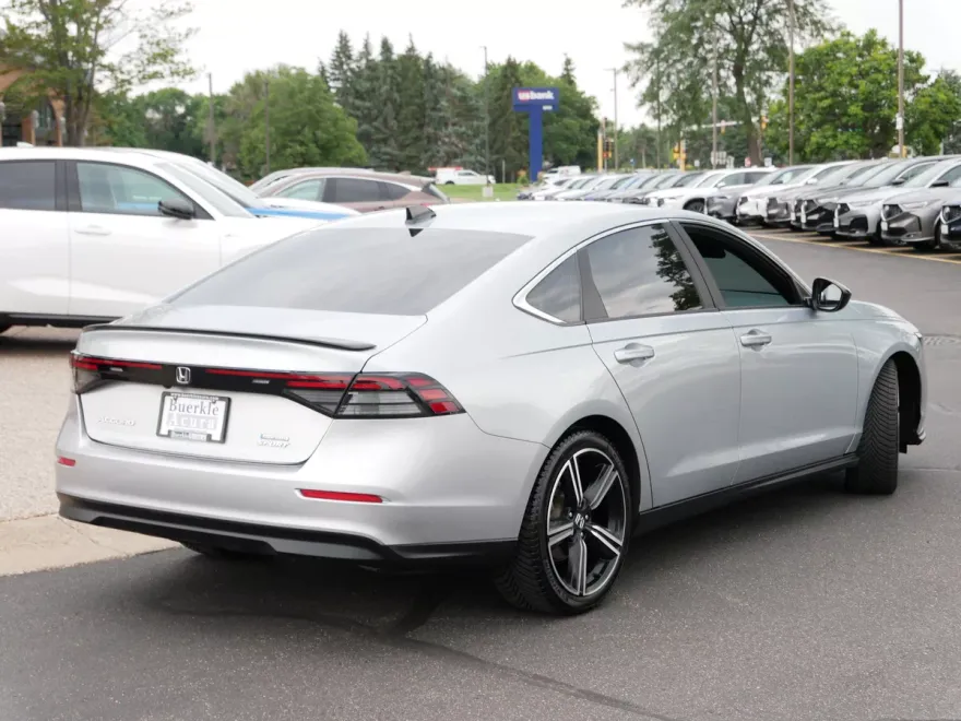2024 Honda Accord Hybrid Sport photo 1
