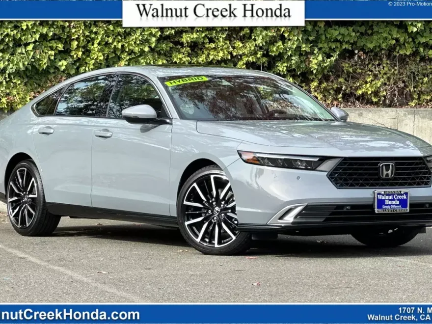 2025 Honda Accord Hybrid Touring photo 1