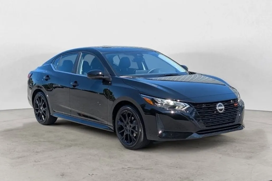 2025 Nissan Sentra SR photo 1