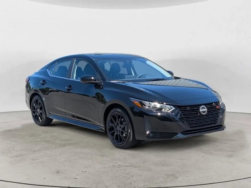 2025 Nissan Sentra SR photo 1