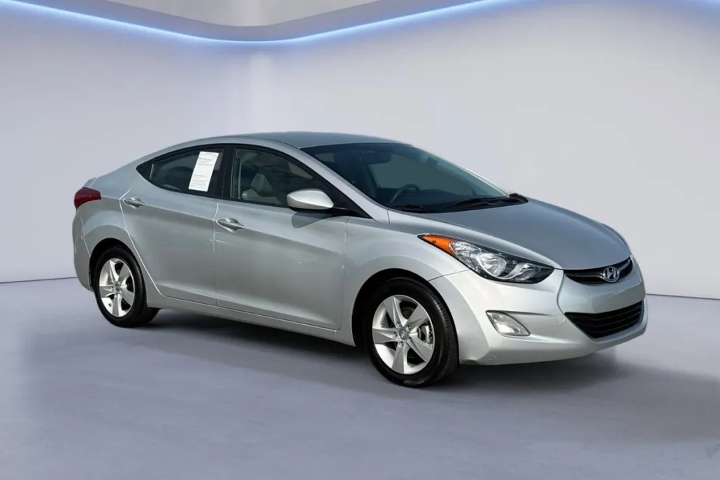 2013 Hyundai Elantra GLS photo 1