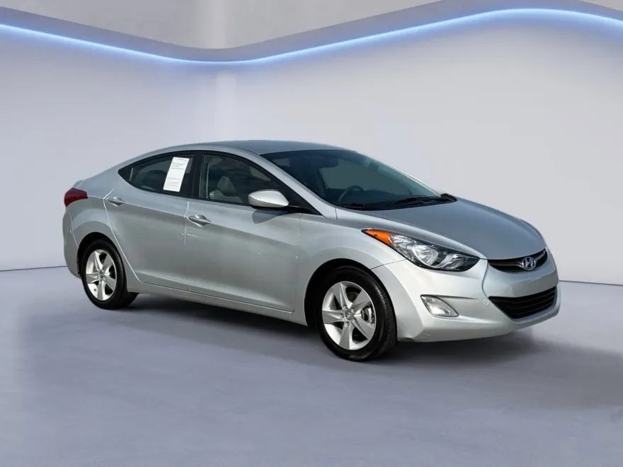 2013 Hyundai Elantra GLS photo 1