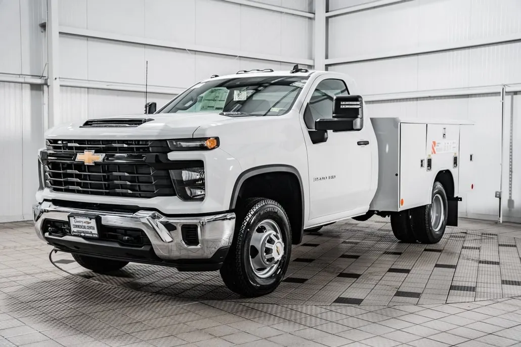2025 Chevrolet Silverado 3500HD Work Truck photo 1