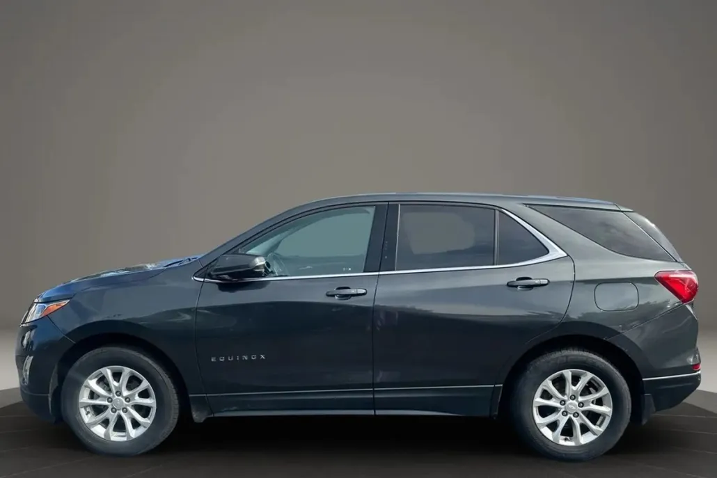 2019 Chevrolet Equinox LT photo 1