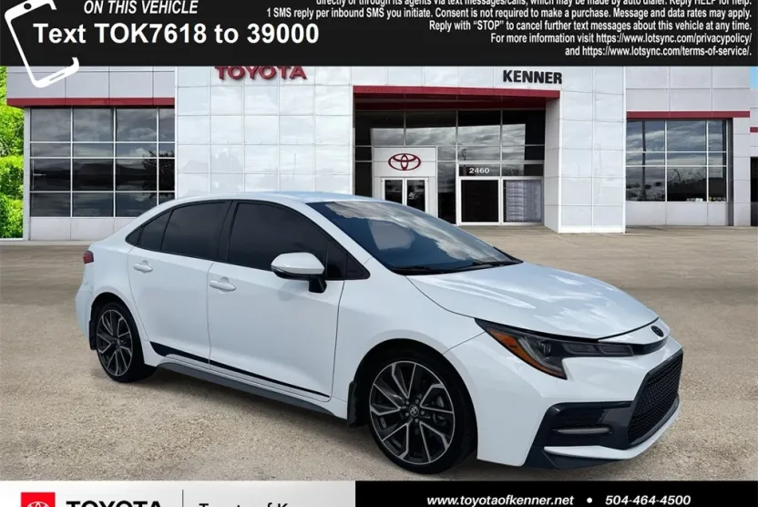 2022 Toyota Corolla SE photo 1