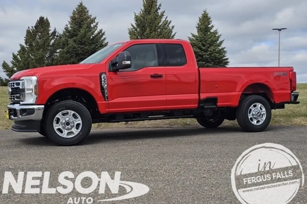 2025 Ford F-350 XLT photo 1