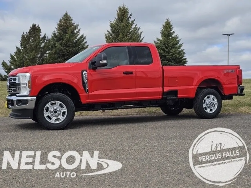 2025 Ford F-350 XLT photo 1