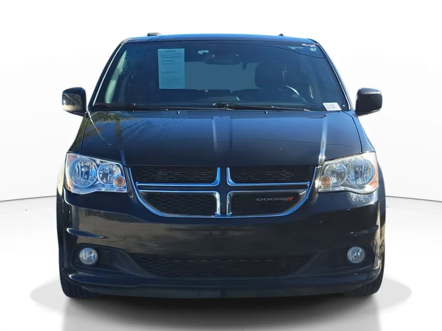 2019 Dodge Grand Caravan SXT photo 1