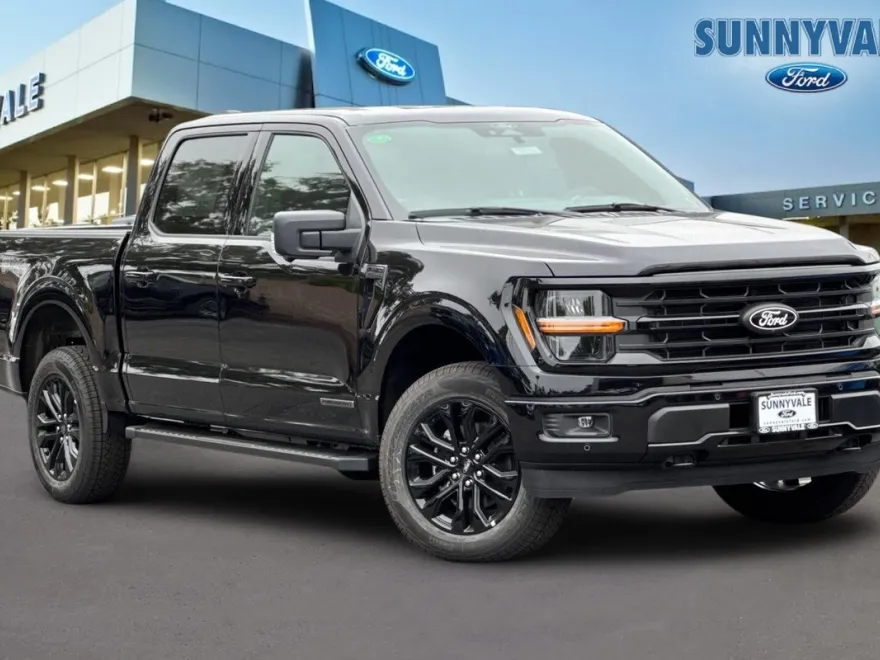 2025 Ford F-150 XLT photo 1