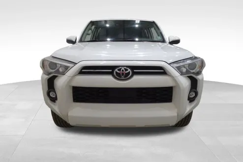 2021 Toyota 4Runner SR5 photo 2
