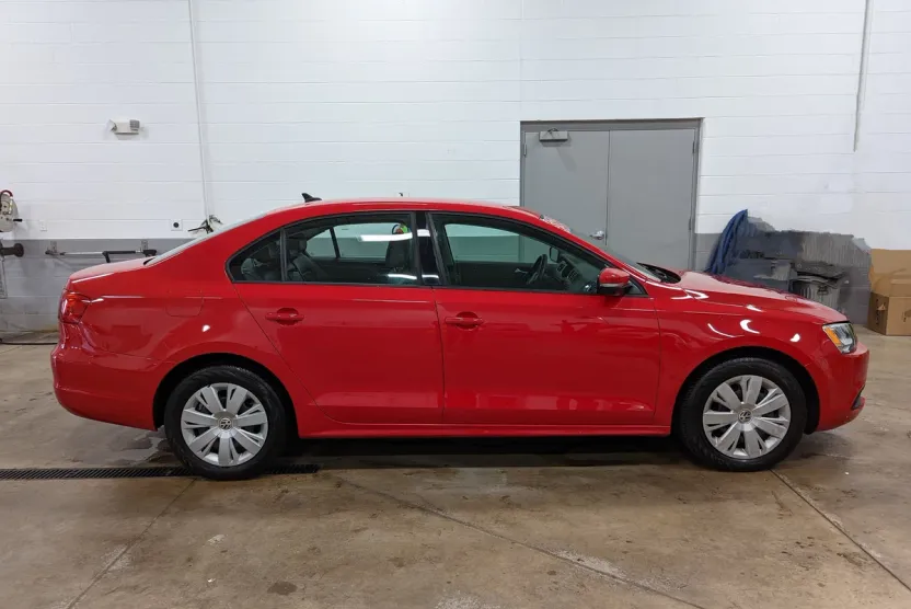 2014 Volkswagen Jetta 1.8T SE photo 1