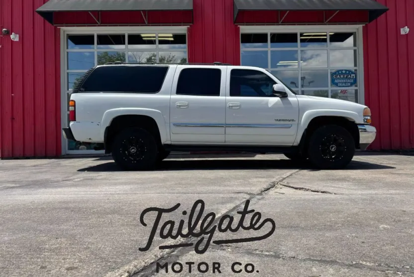 2003 Gmc Yukon XL 2500 SLE photo 1