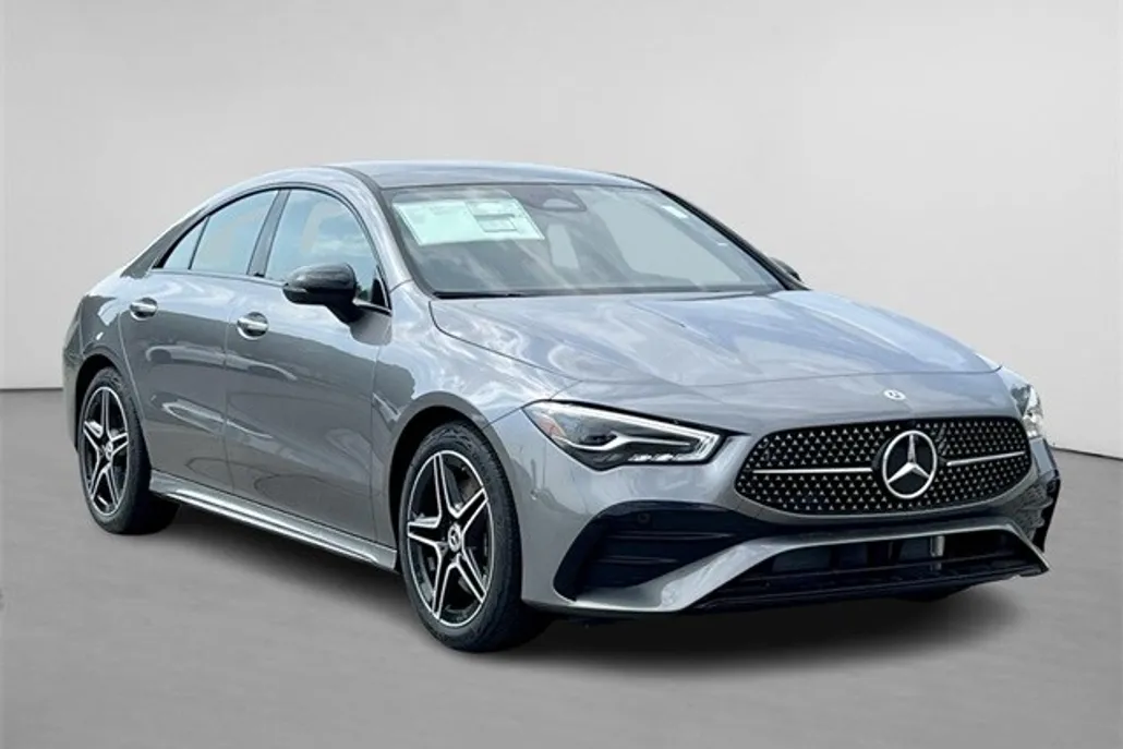 2025 Mercedes Benz CLA 250 4MATIC photo 1
