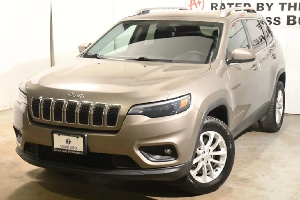 2019 Jeep Cherokee Latitude photo 1