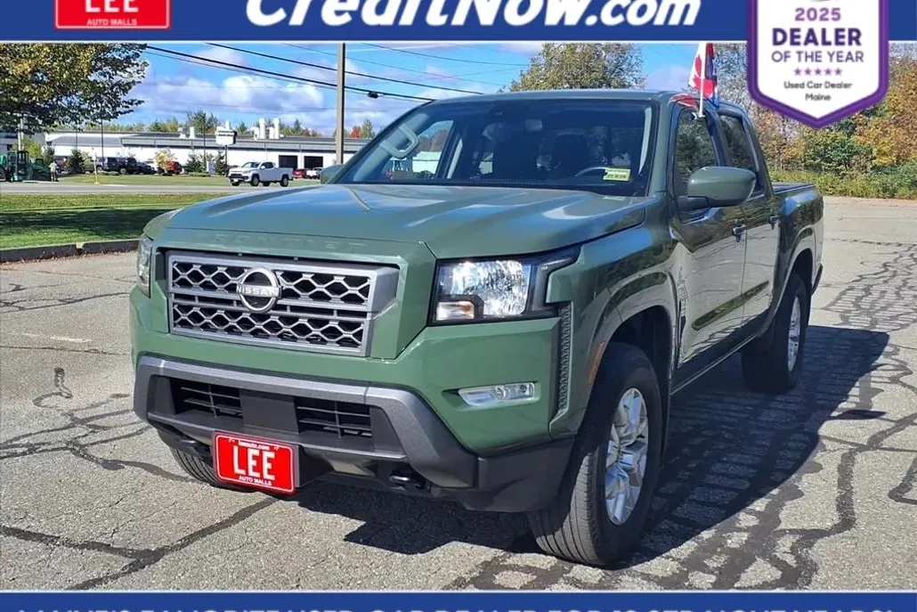 2023 Nissan Frontier SV photo 1