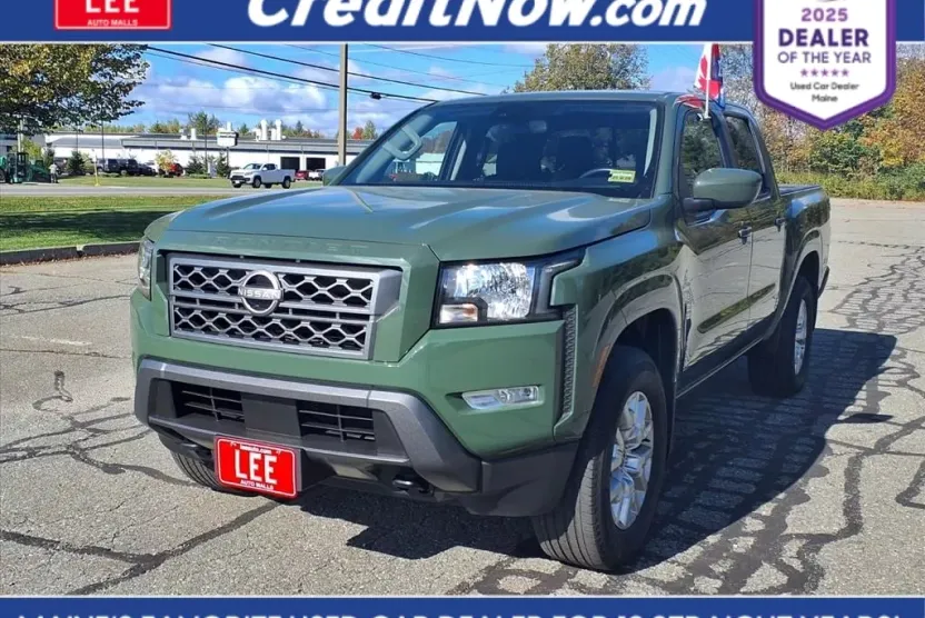 2023 Nissan Frontier SV photo 1