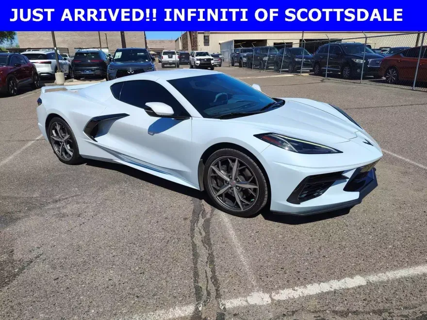 2020 Chevrolet Corvette Stingray 2LT photo 1