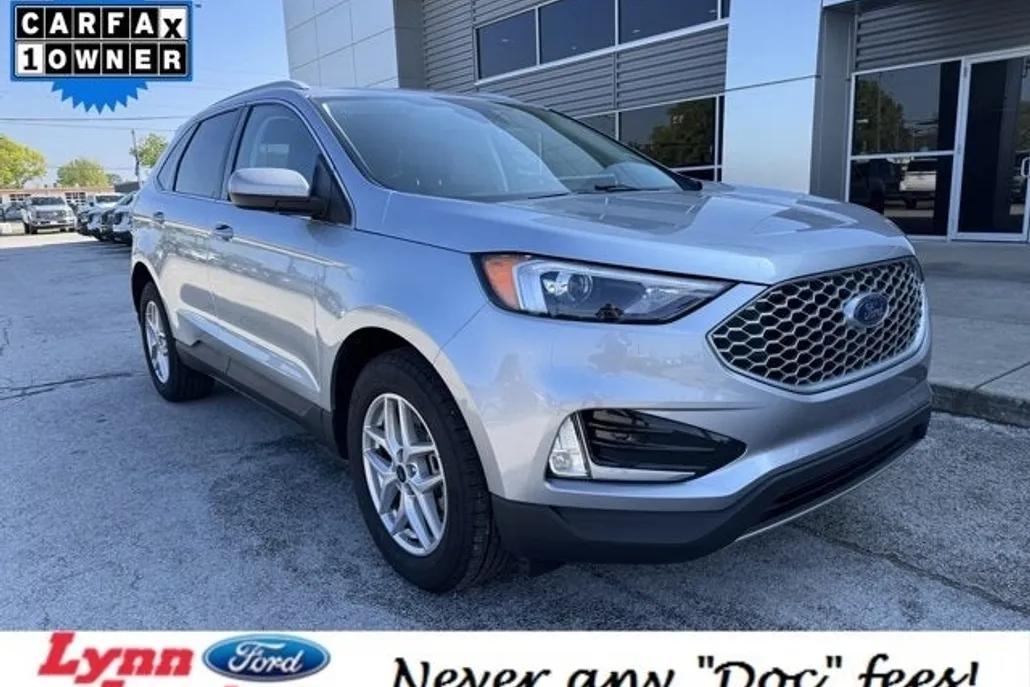2023 Ford Edge SEL photo 1