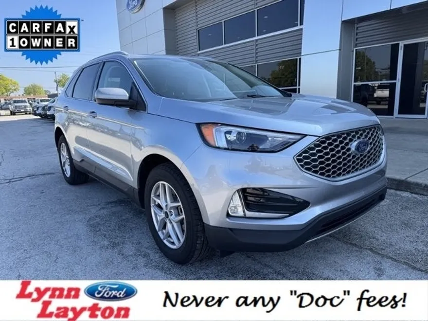 2023 Ford Edge SEL photo 1
