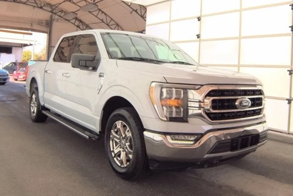 2021 Ford F-150 XLT photo 1