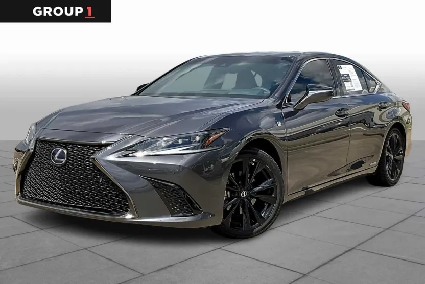 2022 Lexus ES F SPORT photo 1