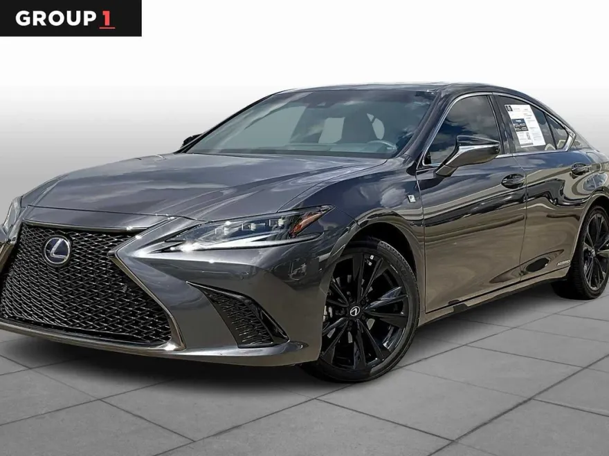 2022 Lexus ES F SPORT photo 1