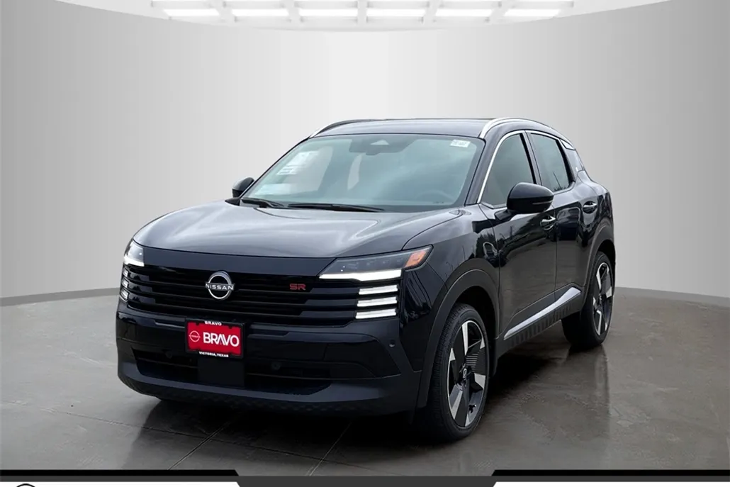 2025 Nissan Kicks SR photo 1