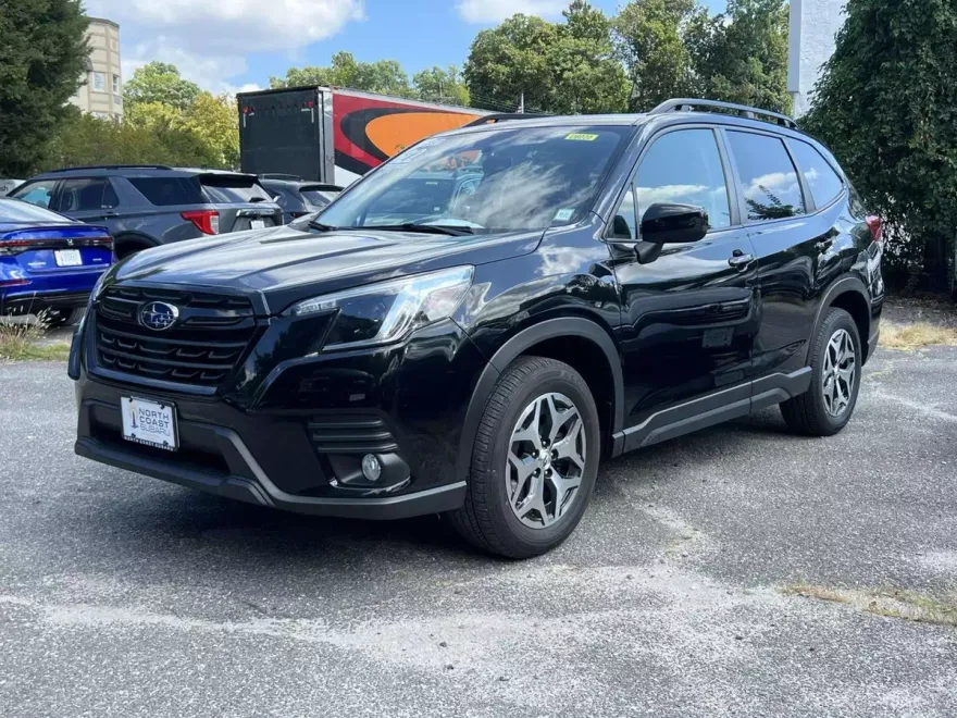 2022 Subaru Forester Premium photo 1