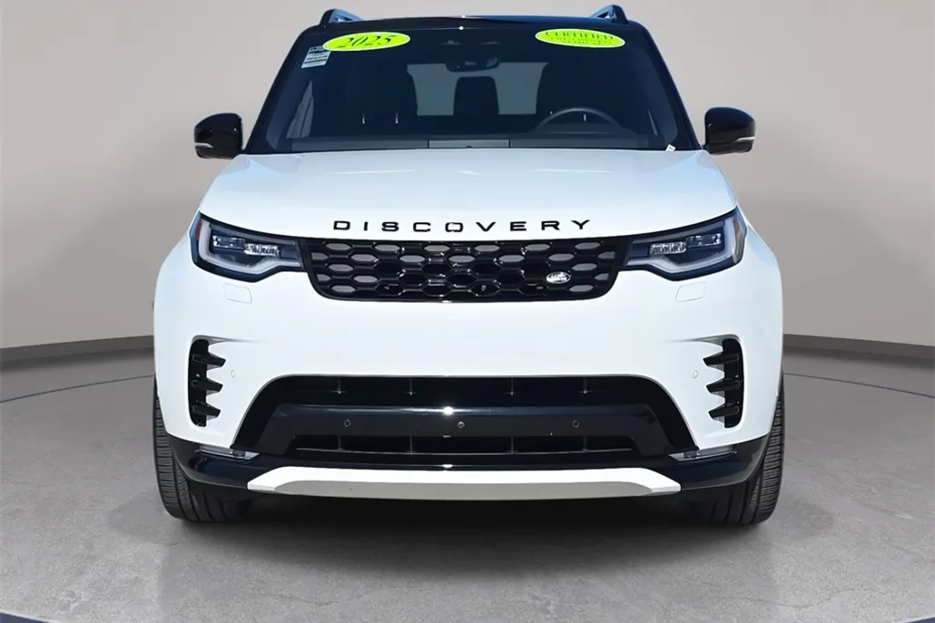 2025 Land Rover Discovery SE photo 1