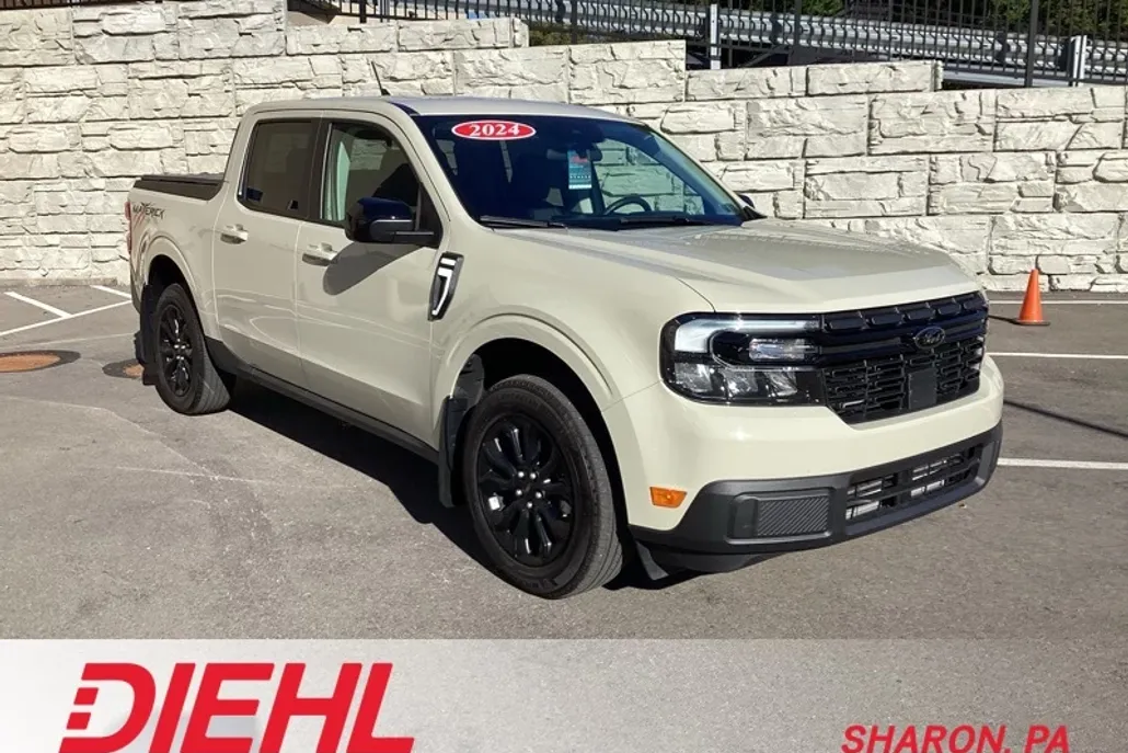 2024 Ford Maverick Lariat photo 1