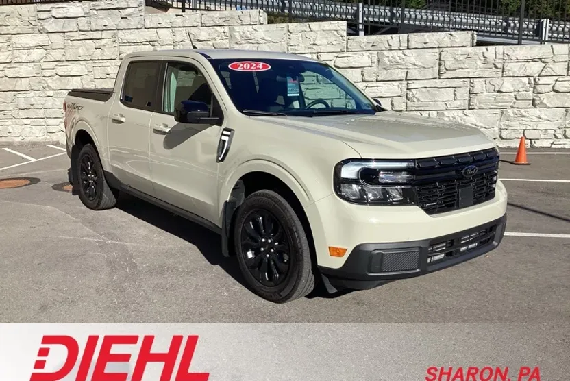 2024 Ford Maverick Lariat photo 1