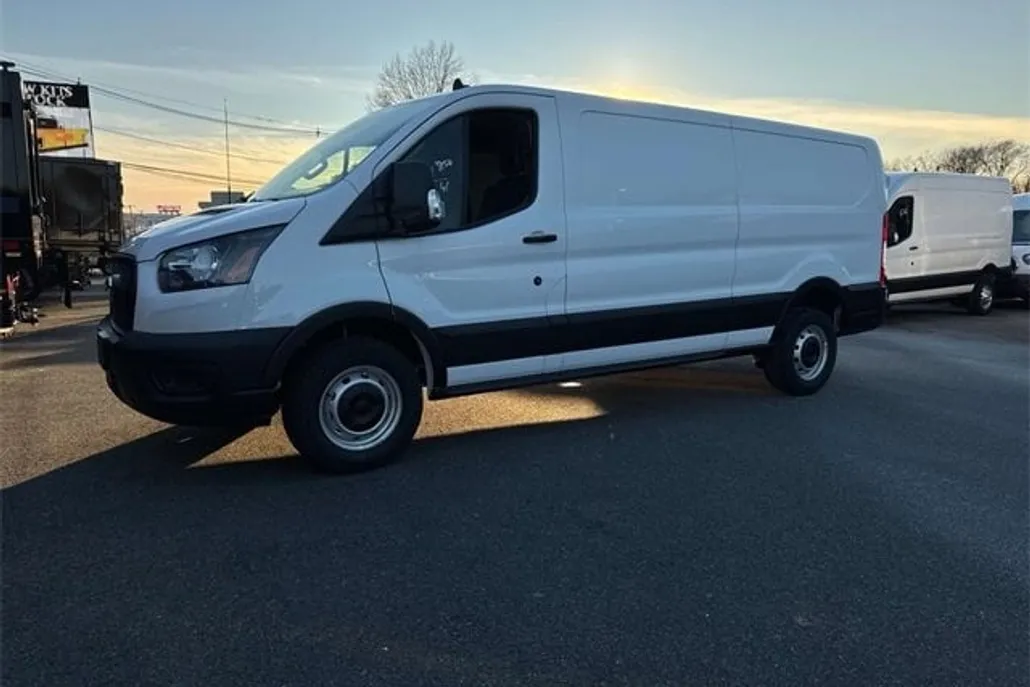 2024 Ford Transit Cargo photo 1