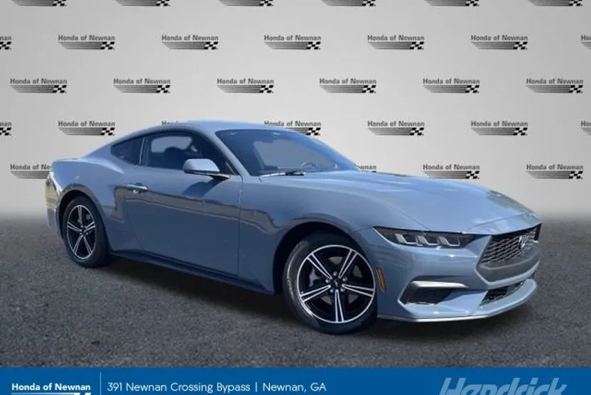2025 Ford Mustang EcoBoost photo 1