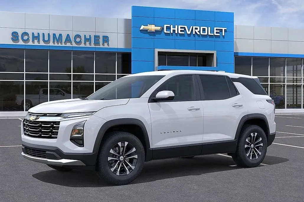 2026 Chevrolet Equinox LT photo 1