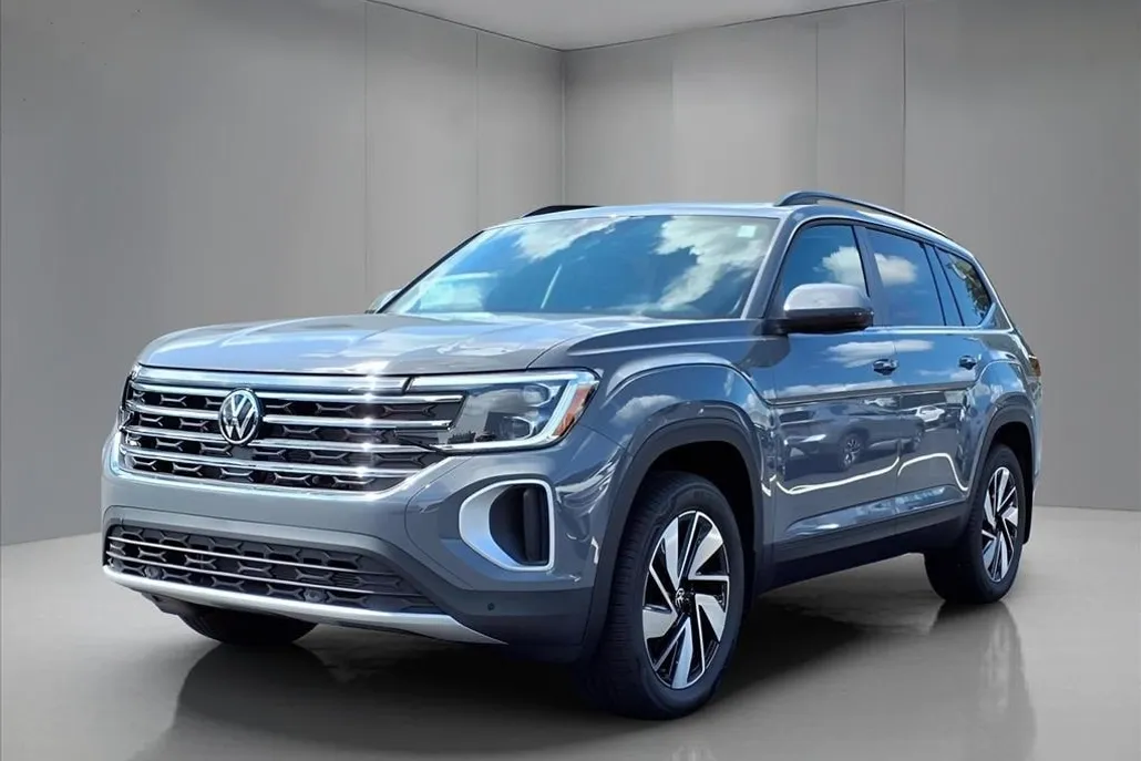 2026 Volkswagen Atlas SE Technology photo 1