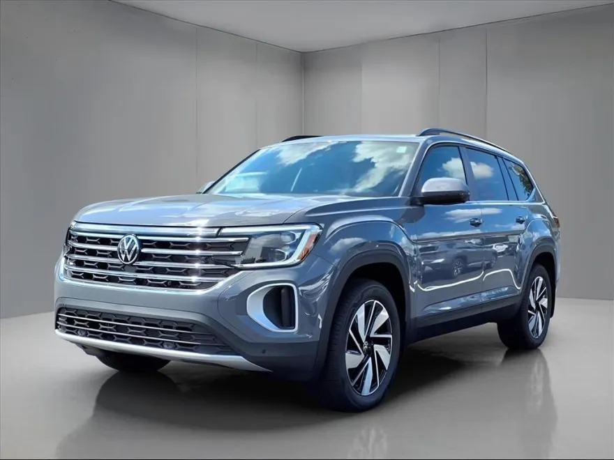 2026 Volkswagen Atlas SE Technology photo 1