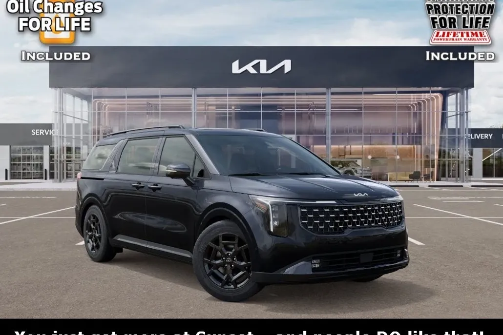 2026 Kia Carnival SX photo 1