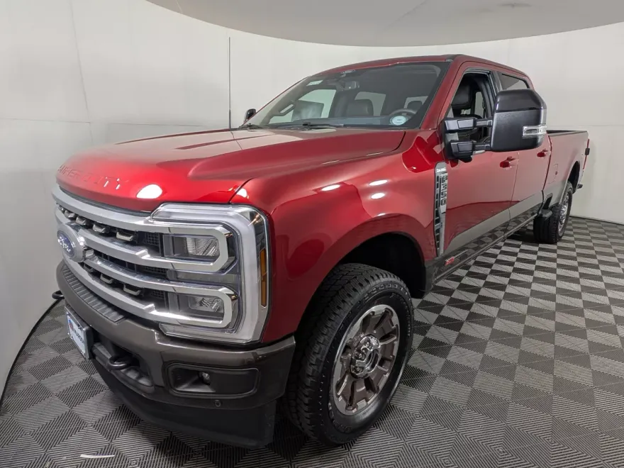 2025 Ford F-350 King Ranch photo 1