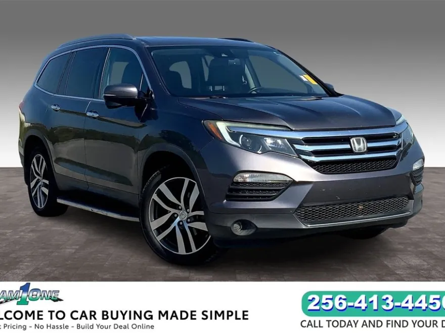 2017 Honda Pilot Touring photo 1