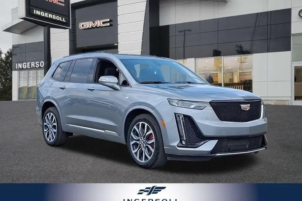 2024 Cadillac XT6 Sport photo 1