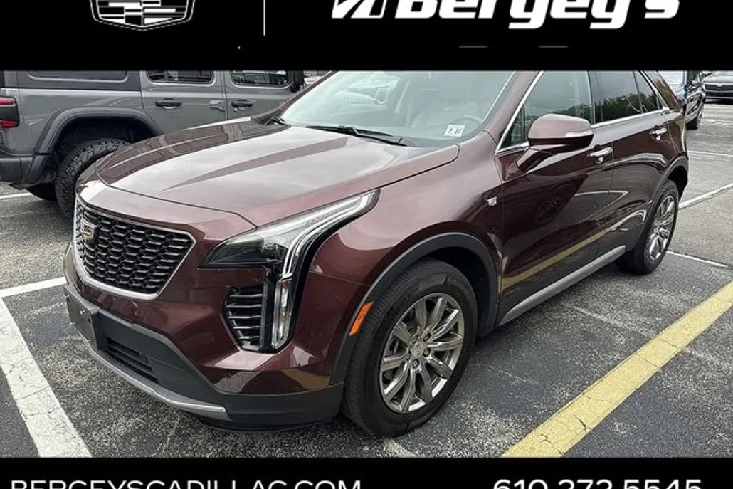 2023 Cadillac XT4 Premium Luxury photo 1