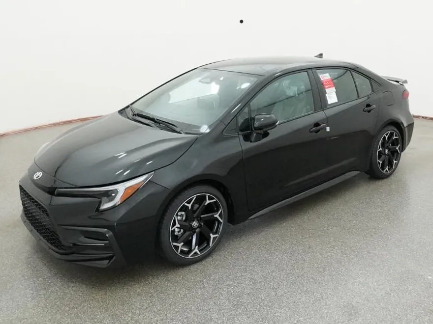 2025 Toyota Corolla SE photo 1