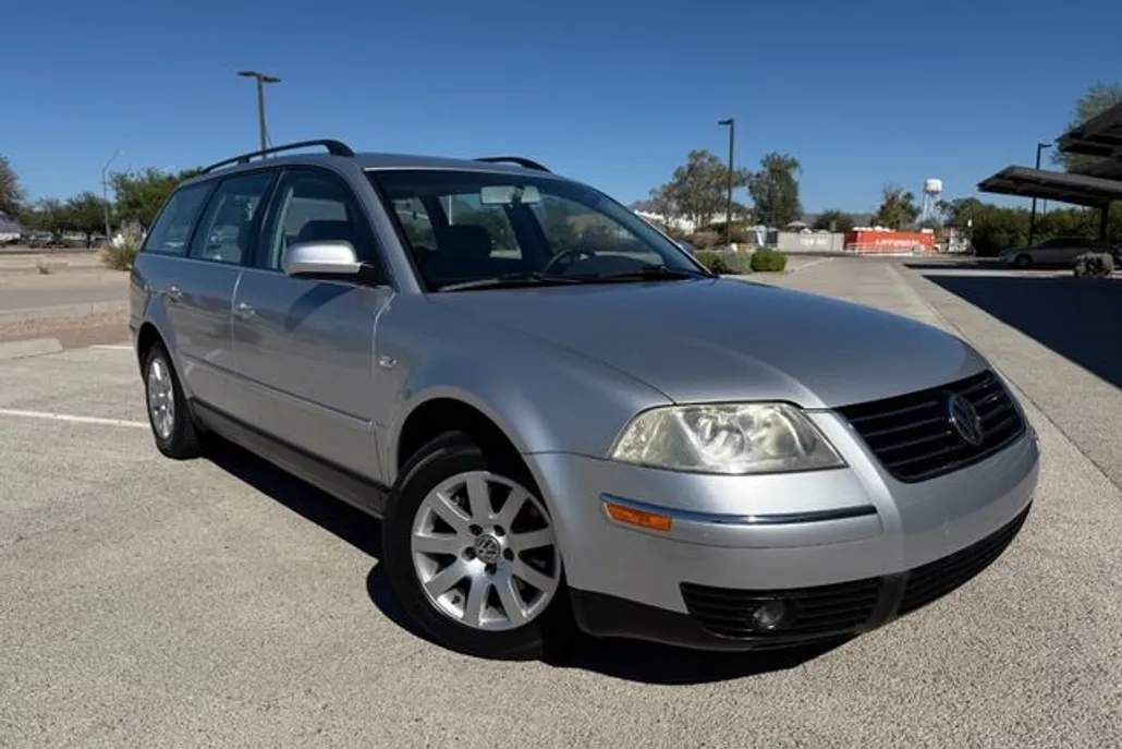 2002 Volkswagen Passat GLS photo 1