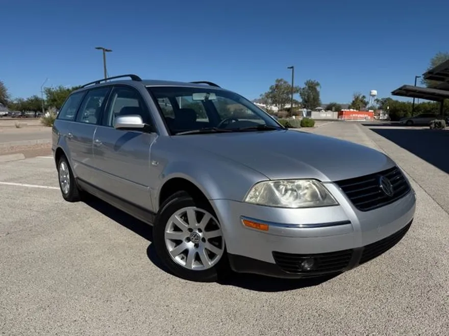 2002 Volkswagen Passat GLS photo 1