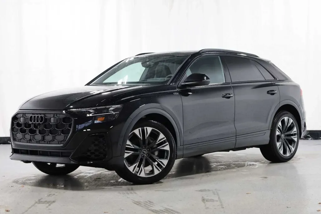 2025 Audi Q8 55 Prestige photo 1