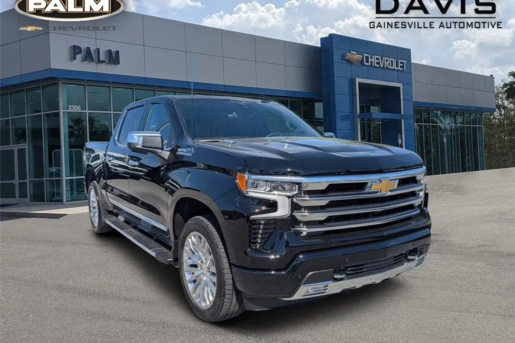 2025 Chevrolet Silverado 1500 High Country photo 1