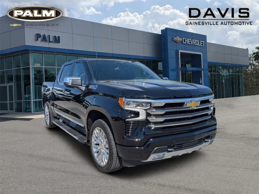 2025 Chevrolet Silverado 1500 High Country photo 1