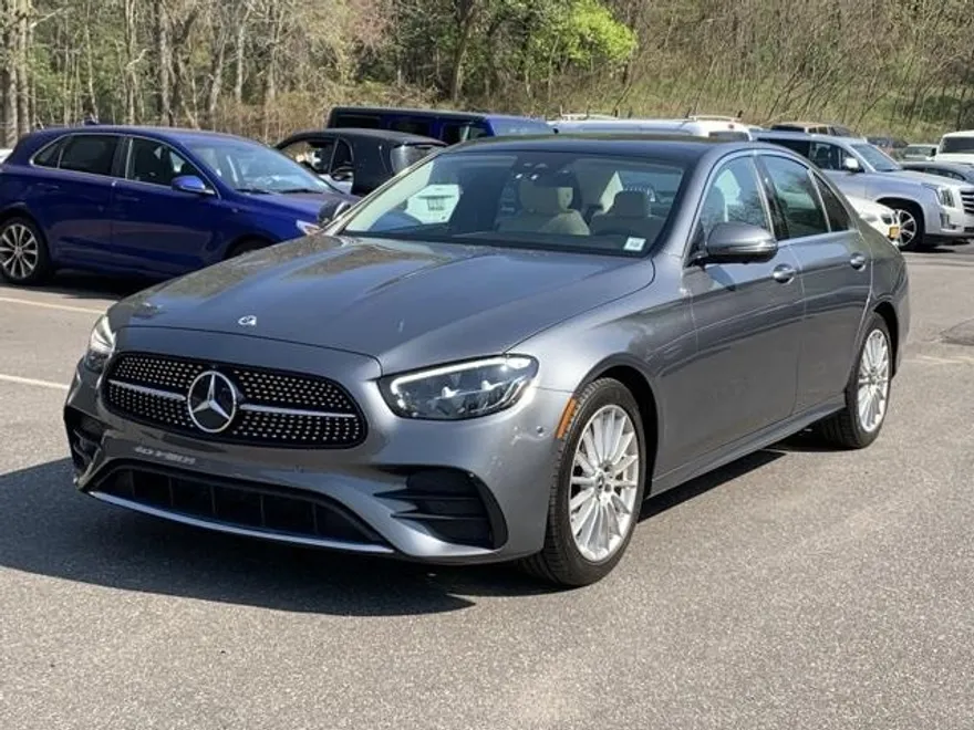 2023 Mercedes Benz E 350 4MATIC photo 1
