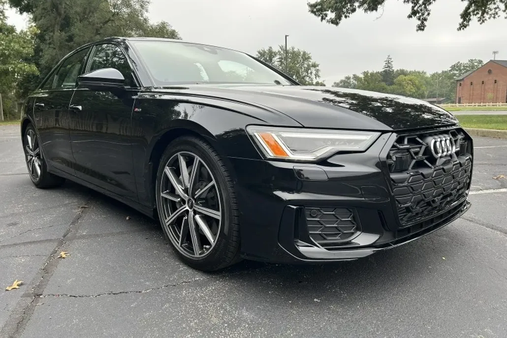 2025 Audi A6 Quattro Premium Plus photo 1